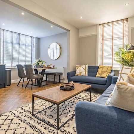 Luxury 2 Bed Apartment, Sea View, Near The Beach. Rhôs-on-Sea 外观 照片